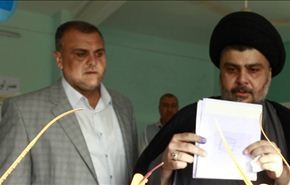 الصدر عقب الادلاء بصوته: الانتخابات فرصة للتغيير