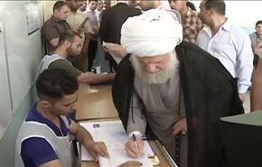 شاهد.. النجف بمراجعها واهاليها تصوت بكثافة بالانتخابات العراقية