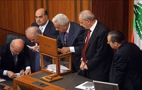مجلس نواب لبنان يفشل للمرة الثانية في انتخاب رئيسٍ للبلاد