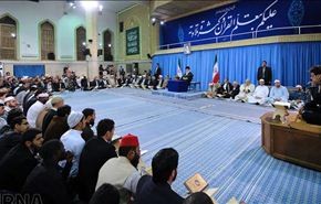 آية الله خامنئي يستقبل  المشارکین بمسابقات القران الدولیة