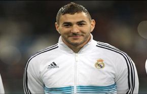 بالفيديو.. بنزيما يتفوق على زيدان وبلاتيني بالمونديال