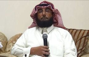 فيديو/عقيد مخابرات بحريني سابق يتعدى على الشيخ عيسى قاسم ويتوعده