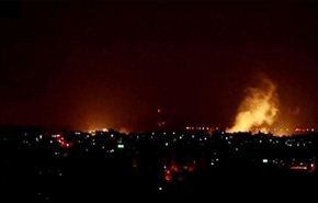 الاحتلال يواصل استهداف قطاع غزة براً وبحراً وجواً بعنف