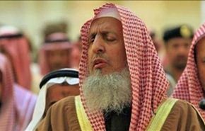 مفتي السعودية: شبابنا يذهبون لمناطق الصراع فيقتل بعضهم بعضا