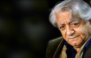 فنان ايراني شهير يحتج امام ممثلية UN على مجازر غزة
