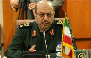 العميد دهقان: لا تفاوض حول صواريخنا مع اي كان