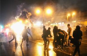 رئيس اوكرانيا يتهم روسيا بغزو بلاده واميركا تستبعد اللجوء للقوة