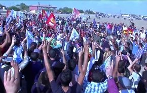 المئات من اكراد تركيا يعبرون الحدود لمحاربة 