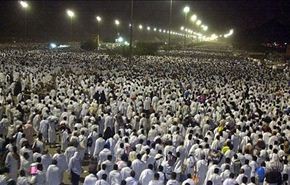 حجاج بيت الله الحرام ينفرون للمشعر الحرام بعد الوقوف بعرفة