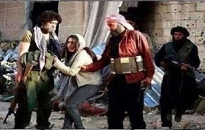 بيع النساء والأطفال أحد أهم مصادر تمويل 