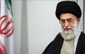 آية الله خامنئي: لا ينبغي وقف النمو العلمي للبلاد تحت اي ذريعة