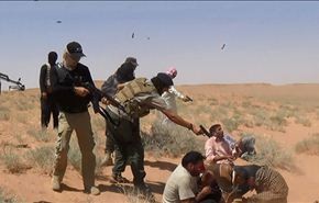 مسلحون بـ