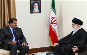 اية الله خامنئي: انهيار اسعار النفط اسبابه سياسية وليست اقتصادية
