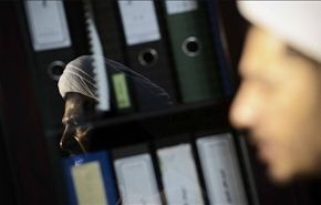 احالة الشيخ سلمان للمحكمة الجنائية والنظام يستمر بقمع التظاهرات