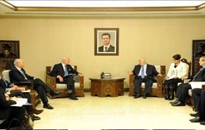 المعلم يبحث مع دي ميستورا وقف القتال في حلب