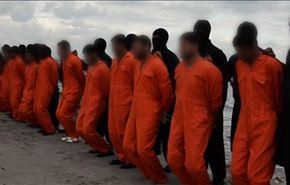 نجل القرضاوي وإخوان يحملون السيسي مسؤولية مقتل الأقباط