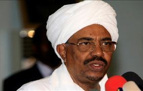 البشير يشترط اعتذار معارضين بارزين مقابل الافراج عنهما