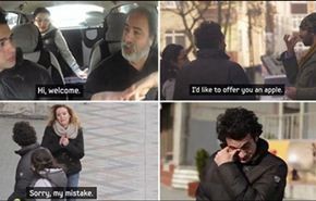 شاهد كيف تواصل سكان حي مع جارهم الأصم.. مؤثر جدا