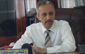 محافظ تعز يستقيل من منصبه