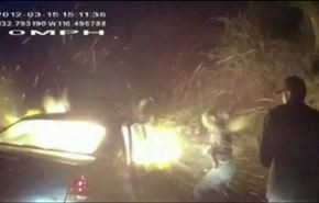 شاهد... الشرطة الأميركية تحرق رجلا خرق قواعد المرور
