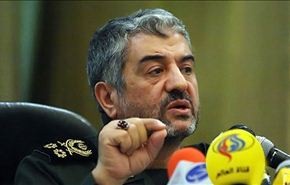 اللواء جعفري: مقاومة شعبنا ارغمت اوباما على اعتراف تاريخي..