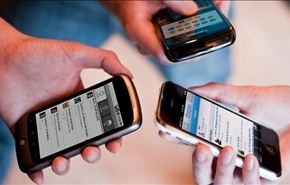 بالفيديو.. لن تصدقوا ماذا تفعل ذبذبات الموبايل بحبات الذرة