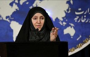 أفخم: السعودية قصفت مطار صنعاء لمنع وصول المساعدات الانسانية