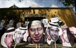 الاندبندنت: أفرجوا عن السعودي رائف بدوي