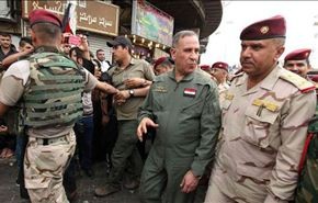 بالصور؛ وزير الدفاع بين زوّار الإمام الكاظم (ع) بعد أحداث الأعظمية