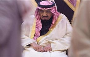 على السعودية النزول من أعلى الشجرة قبل الفضيحة