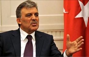 غول يدعو الى مراجعة سياسة تركيا بالشرق الاوسط والعالم العربي