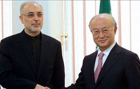 امانو یلتقي صالحي في فیینا