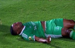 لاعب يصاب بشلل رباعي بعد هذا التدخل