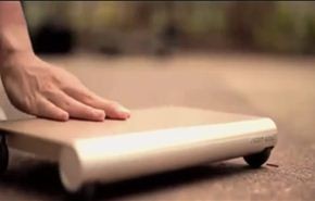 بالفيديو... اختراع سيارة بحجم 