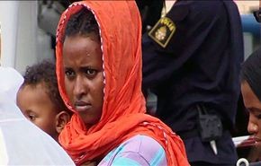 ضحايا في غرق مركب للاجئين قبالة السواحل الايطالية