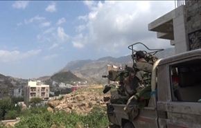 الجيش واللجان الشعبية يسيطران على مواقع استراتيجية في تعز