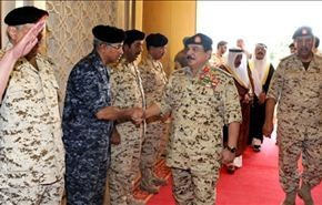 ملك البحرين يقول إن ولديه ناصر وخالد كانا في اليمن