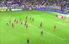 بالفيديو.. لاعب ياباني يدخل التاريخ بإضاعة هذه الفرصة..!!