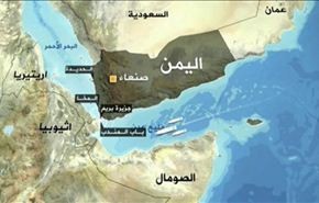 إصابة مباشرة لبارجة بتحالف العدوان السعودي في باب المندب