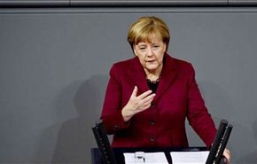 ميركل: نحتاج للحوار مع روسيا والقوى الاقليمية لحل ازمة سوريا