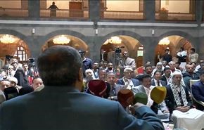 22 حزبا يمنيا يوقعون ميثاقا لمواجهة العدوان السعودي