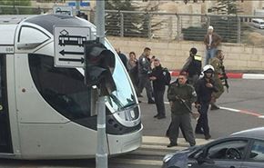 استشهاد فلسطيني واصابة طفل بجراح واعتقال آخر بالقدس