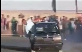 فيديو لسائق متهور يتسبب في دهس عدد كبير من جمهوره