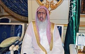 آل الشيخ: وسائل التواصل تدعو للفجور وافساد النساء
