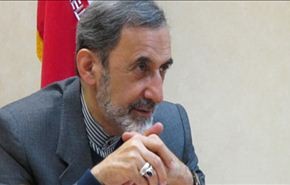 ولايتي يصل إلى بيروت قادما من دمشق في زيارة رسمية