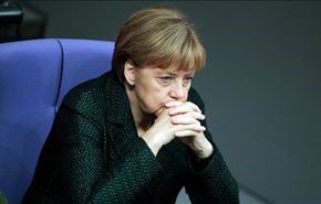 السويد والنمسا بصدد طرد الالاف؛ وميركل تتحدث عن اعادتهم!