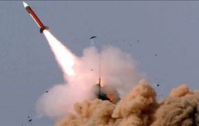 خسائر سعودية فادحة باستهداف القوات اليمنية مطار جيزان