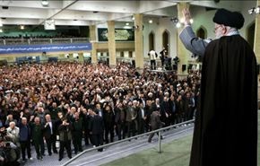 القائد: شعبنا يريد برلمانا شجاعا ينهض بمسؤولياته ولا يخشى اميركا +صور
