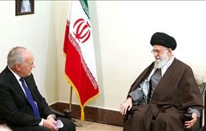 آية الله خامنئي: مصالح بعض الدول الغربية تكمن في اثارة الحروب