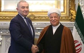 رفسنجاني: یمکن للعالم أن یستفید من خبرة إیران في مکافحة الإرهاب